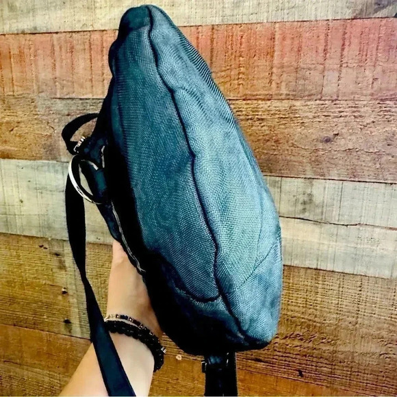 Smateria Companion Crossbody Eco Friendly Bag - Picture 9 of 12